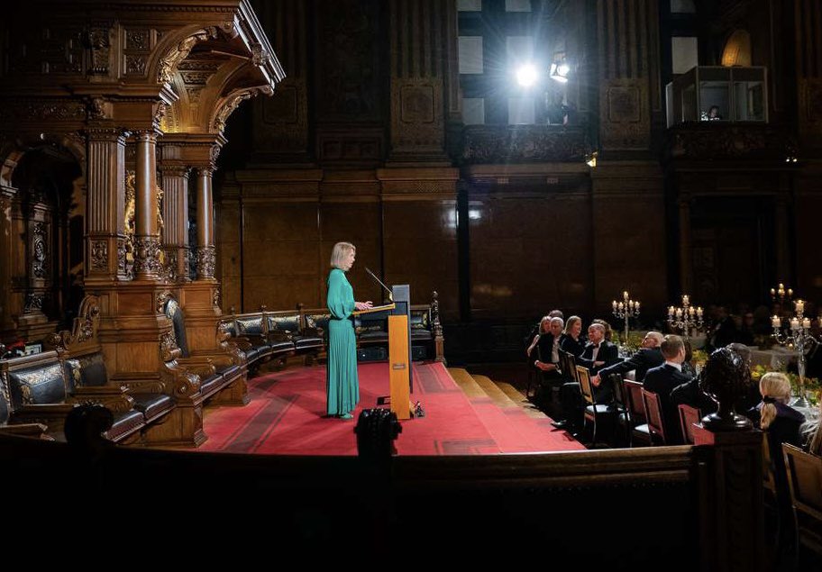 kajakallas's tweet image. An honour to speak at #MatthiaeMahl.

Thirty years ago in this hall, our President Meri warned about wishful thinking towards Russia and its expansionist ideology.

What if we had listened back then? 1/