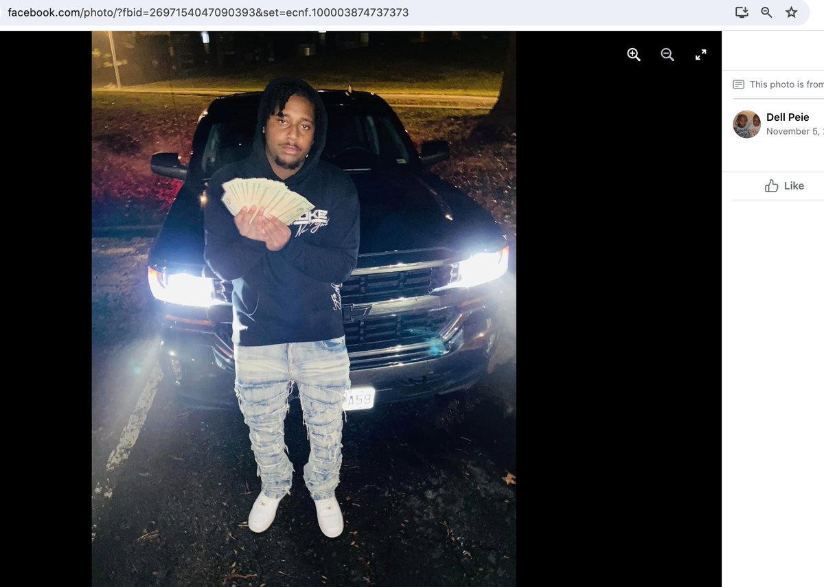 Channel3Now's tweet photo. Lyndell Mays and Dominic Miller charged in connection to shooting incident after the Kansas City Chiefs Super Bowl parade. Although both are implicated in the shooting, prosecutors assert that it was Miller who fatally shot Lisa Lopez-Galvan.
https://t.co/bRMfPSoqgs https://t.co/bZKuimTbsK