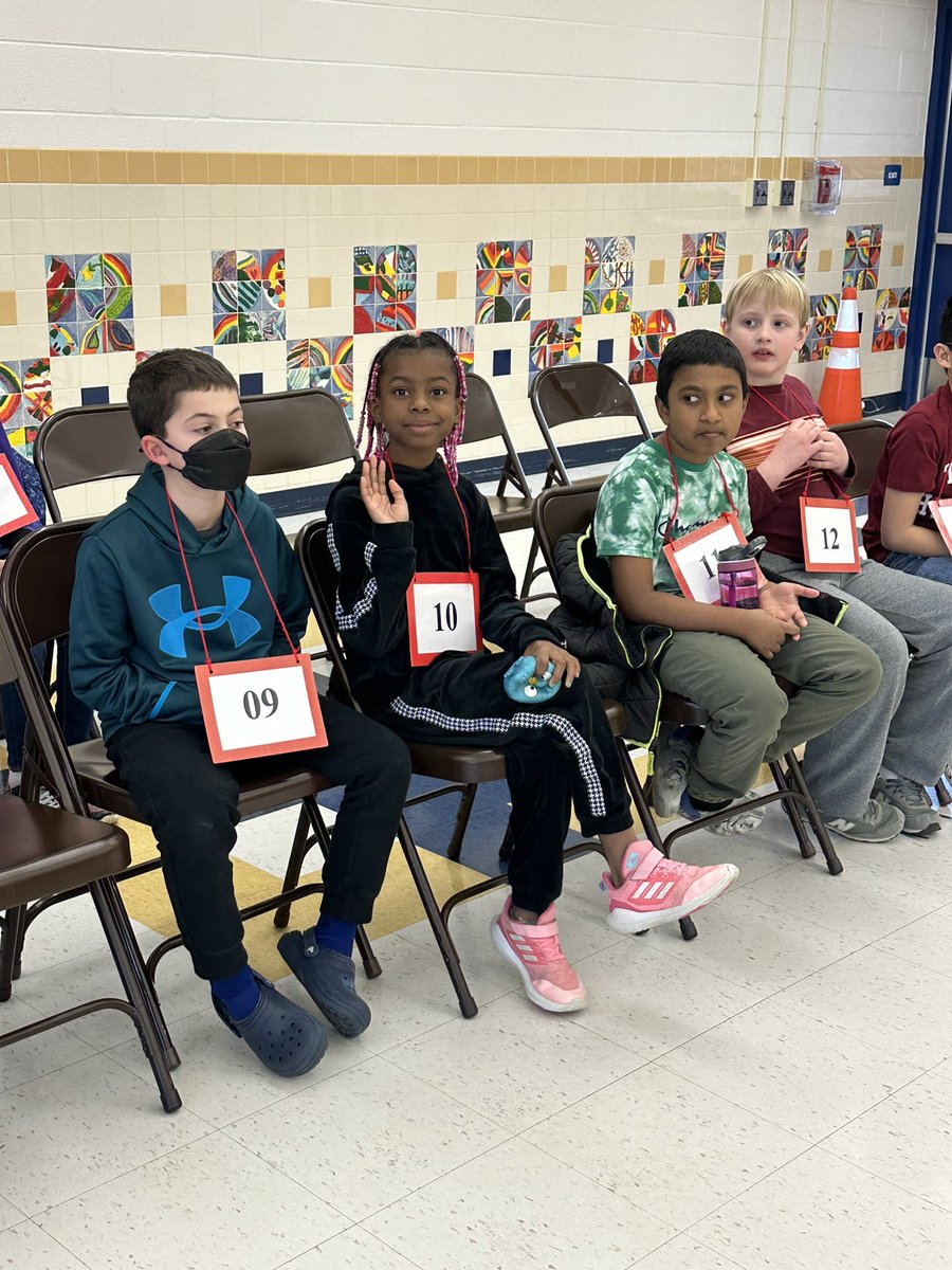 Julie Wines tweet media