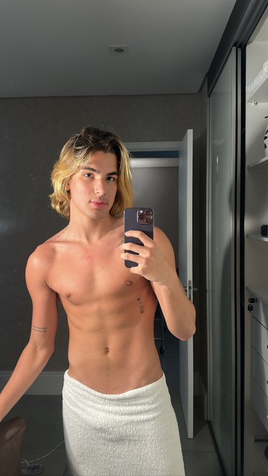 Boa noite 🔥 https://t.co/g4zHkHP614