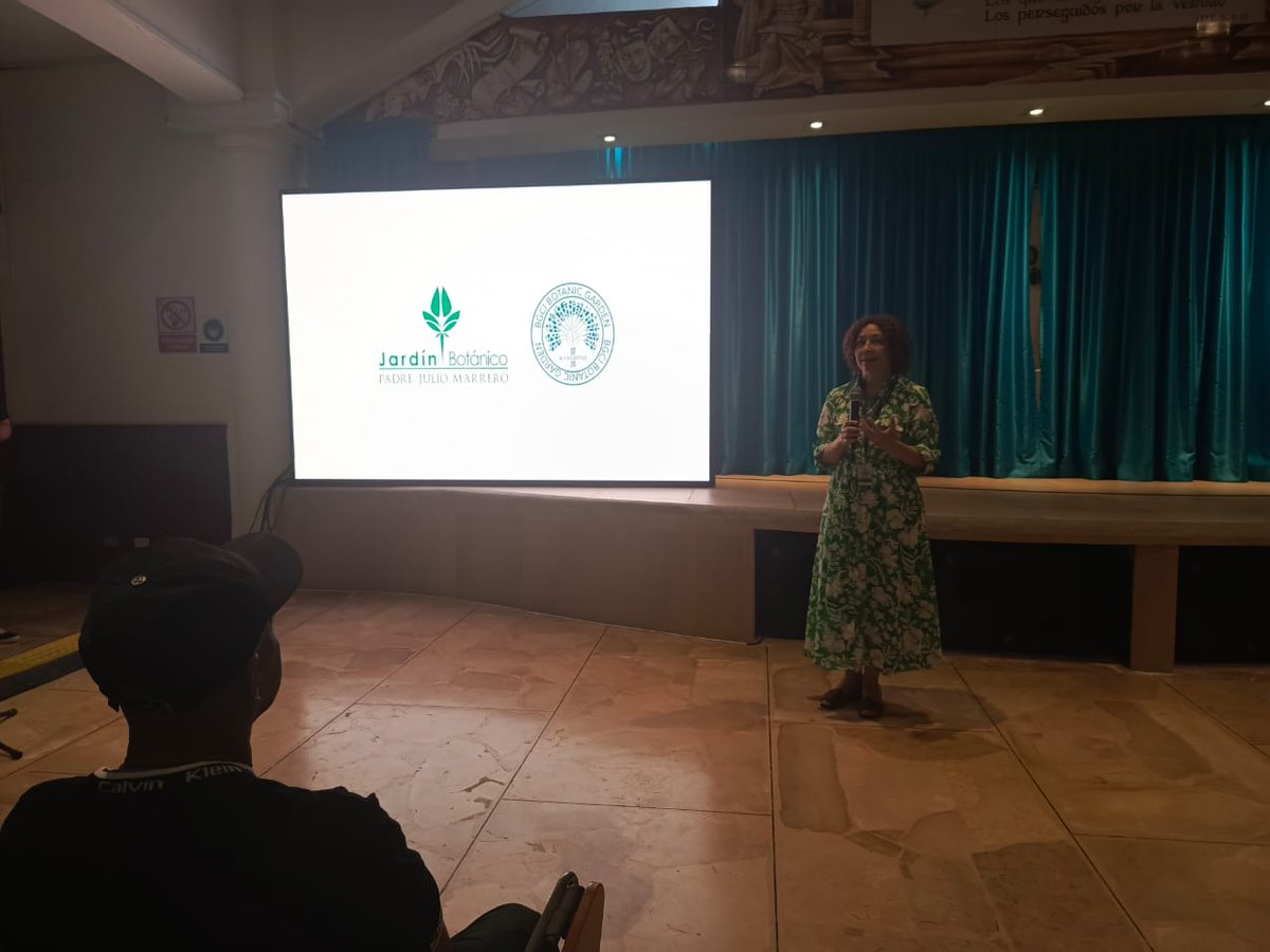 JB_PJM's tweet photo. @bgci publica noticia en su portal oficial sobre nuestra nueva página web.
⬇️
https://t.co/EtBxTOJLFr
🏵
Check out the latest news on #BGCI's portal about our new web page.
#BotanicGardens #JardínesBotánicosPorLaConservacion #PUCESD #NoTeDetengas
@PUCE_StoDgo https://t.co/dZuaPANFY1