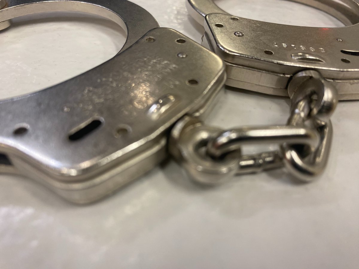 Drug trafficking puts communities across the U.S. at risk of overdose deaths. Officers with @EROSeattle recently arrested a noncitizen in Oregon after serving a 41 month sentence for conspiracy to possess with intent to distribute controlled substances. 
#ICEERO #LE