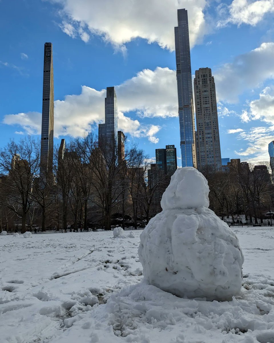 notzachpowers's tweet photo. Snowed a few days ago in Central Park https://t.co/KBPNENVmFG
