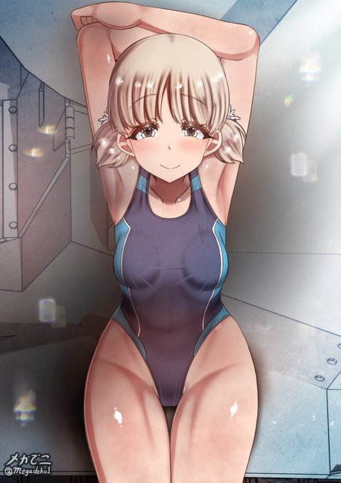 慎ましやかなボディの水着というのも格別の味がありますね… ということで、水着のアキちゃんです🤭 