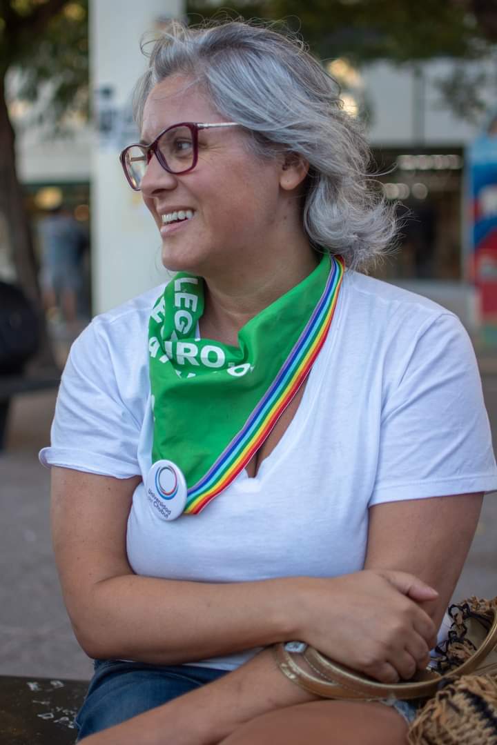 crusso907's tweet photo. Es tiempo de defender y sostener las conquistas, pero también de resignificar nuevas miradas y estrategias para que la Patria sea para muchxs 💚💜🇦🇷
#alertaverde
#LaPatriaNoSeVende 
#democraciaigualitaria https://t.co/oXRyIVve3I