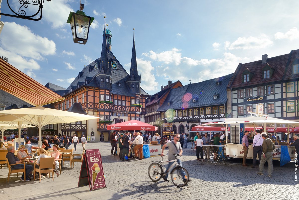 germanytravelNL's tweet photo. Laatste kans! π§ Wil je meer weten over de mooie #Oranjeroute dwars door #DuitslandDichtbij? Kom dan naar stand 3.C.73 in Hal 3 van de @fenwbeurs in de Jaarbeurs in Utrecht en maak kans op een vierdaagse reis naar Wernigerode! π De beurs sluit vandaag om 15.00 uur! #winactie https://t.co/UxlSSVW3Fp