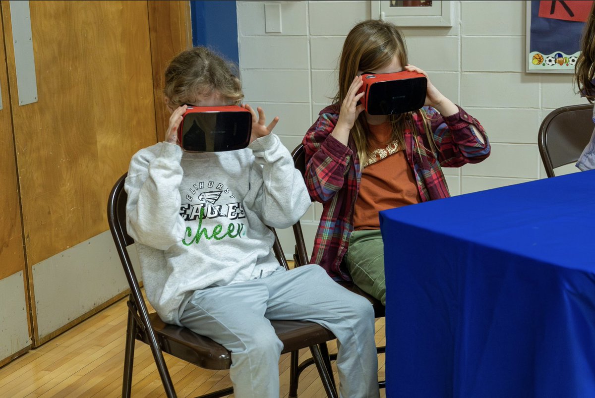 Elmhurst CUSD 205 tweet media
