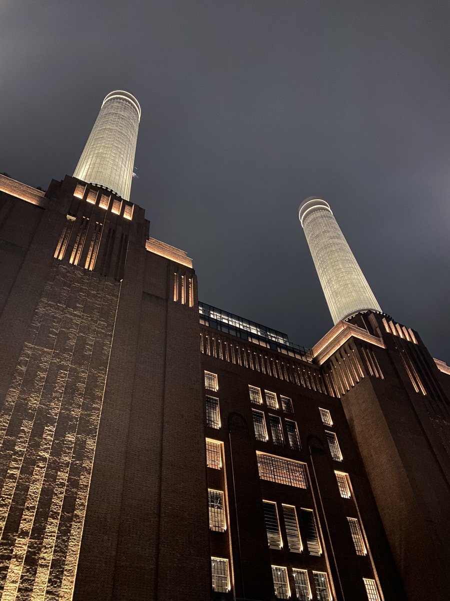 So grateful to all the amazing landmarks that took part in #lightupforCF, celebrating 60 years of @cftrust today 💛 and thanks to the wonderful @BatterseaPwrStn, looking stunning in yellow this evening ✨
