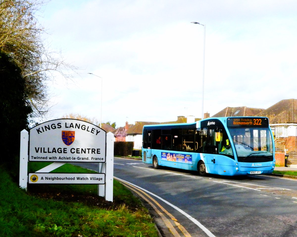 danzig_stephen's tweet photo. THE NEW KINGS LANGLEY VILLAGE SIGN ERECTED FEBRUARY 2024-HERTFORDSHIRE UK https://t.co/HGF1IQ8x3Q