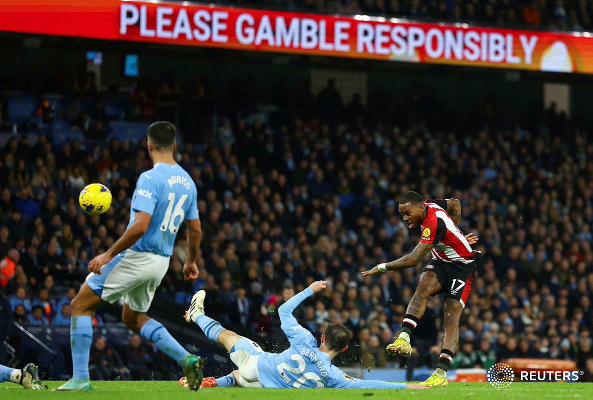 Man City give Ivan Toney a piece of advice as he shoots at goal…