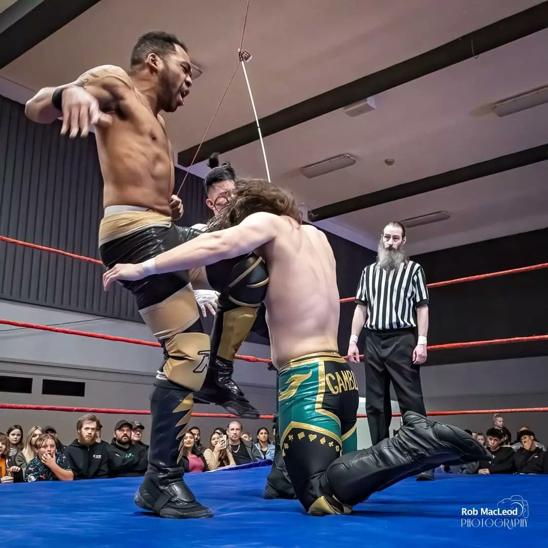 604Gambler's tweet photo. How it started vs how its going @ASWCANADA ♥️♣️♦️♠️ #bigstackbullies #indiewrestling #indiewrestler #prowrestling #prowrestler #wwe #aew #njpw #tna https://t.co/B9UBjEu0SP