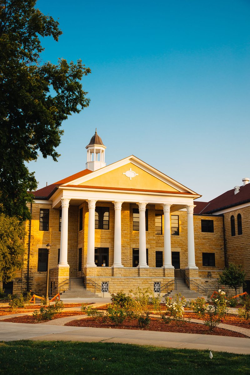 FortHaysState's tweet photo. To be considered for financial aid from the federal government (including federal grants or loans, work-study, and some scholarships), the FAFSA, must be submitted each year. 

Make sure to submit yours by FHSU's Priority Deadline: April 1st, 2024! 🗓️ https://t.co/kUgQ2MfGII
