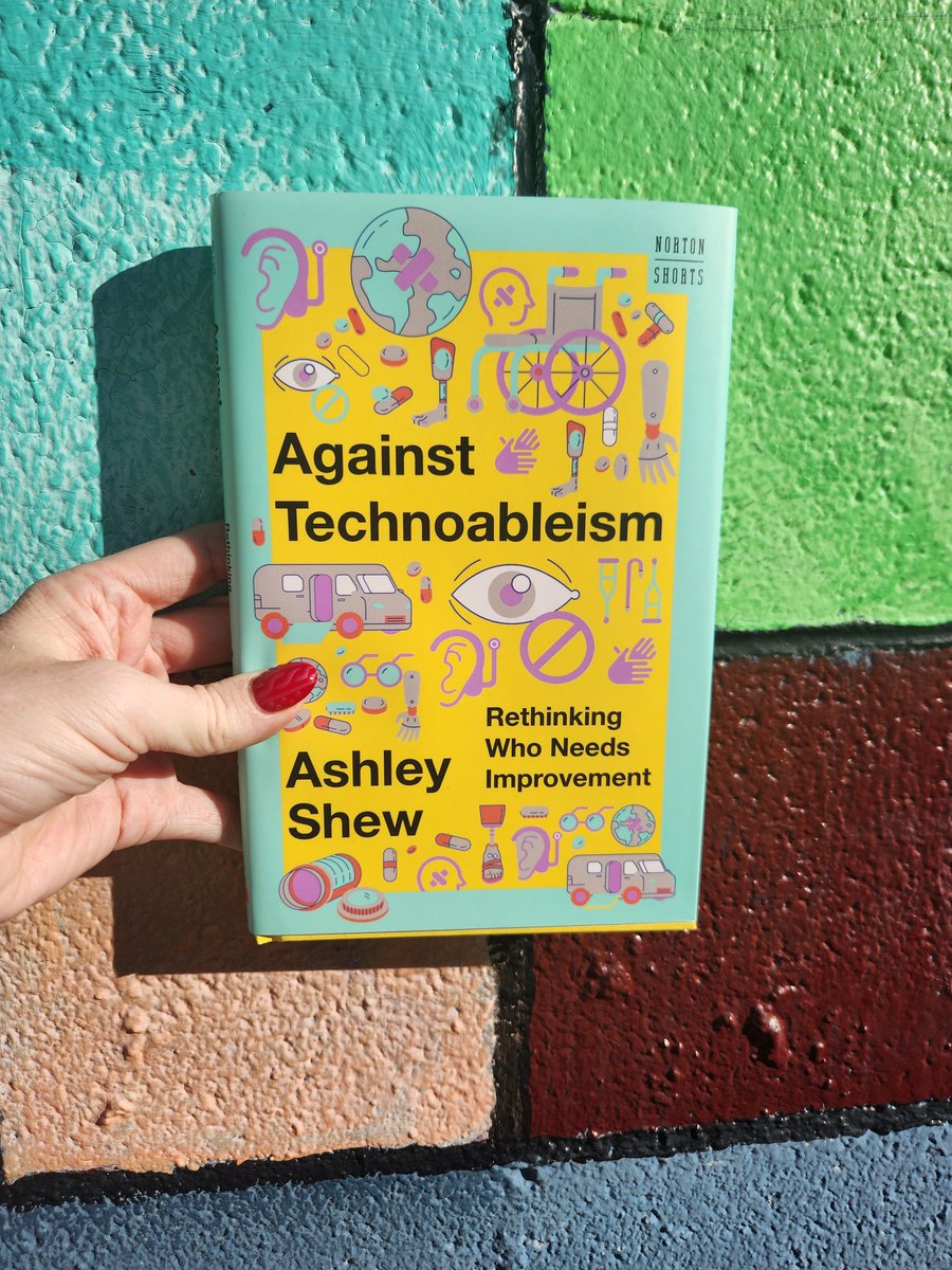 NotMichaella's tweet image. Today has been as full as a day can be, and it&apos;s not over! I got to check out some of the presentations happening at #axecon, and at the end of @ruchowdh&apos;s keynote I remembered I had this waiting for me at @blackpearlbooks! I ordered it after hearing @ryomtoob&apos;s talk at THATconf!