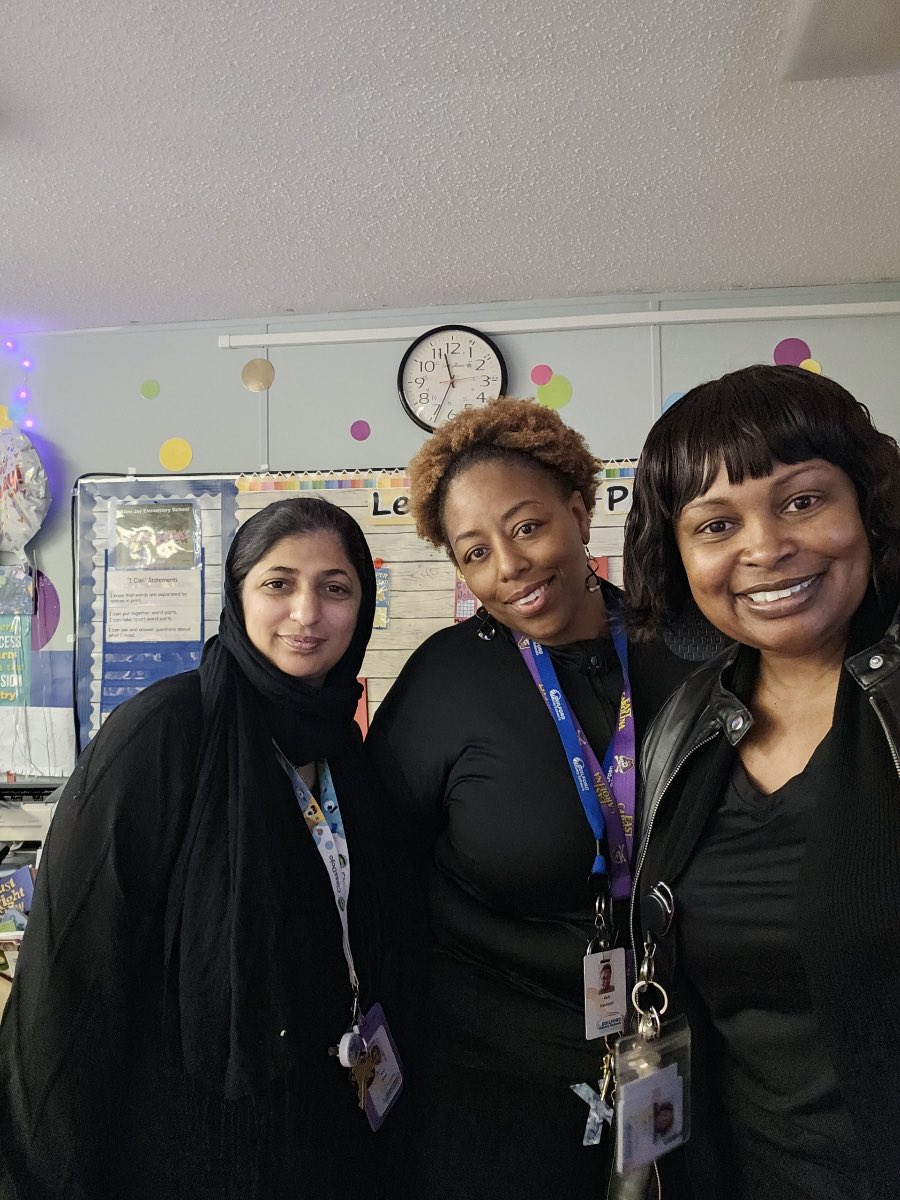 TeachBellS's tweet photo. I love it when the staff comes together. We are celebrating the last full week of Black History Month with some school spirit. We wore black to show our support against racism and bullying. #ONLYONEYOU @ajejaybirds @GCSchoolsNC @beth_callicutt https://t.co/8WPhQx11TJ