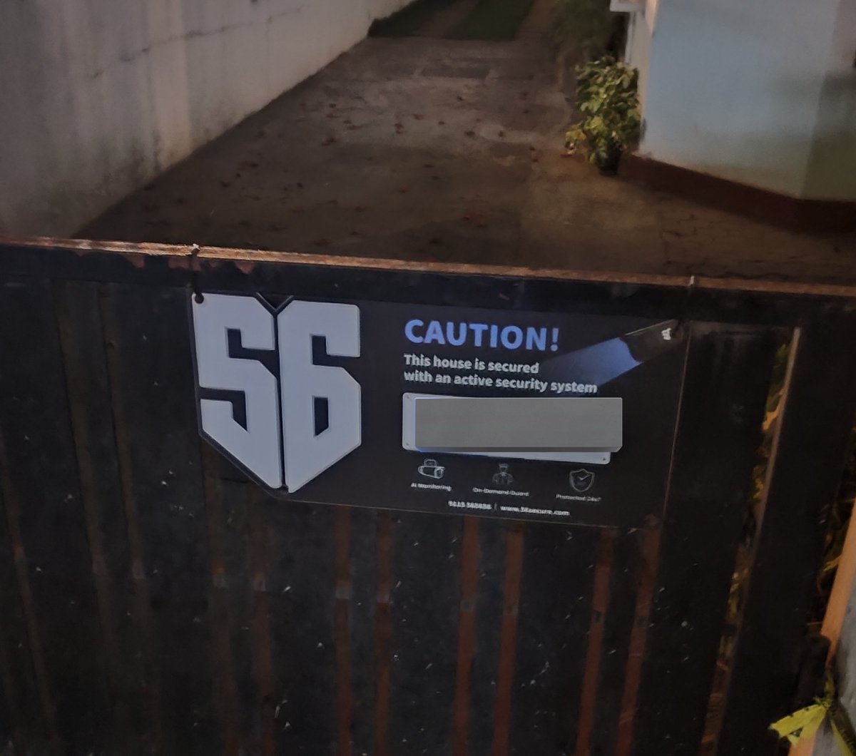 56Secure seems to be plastered all over homes in Indiranagar!

I went for a walk last evening - counted upwards of 50 properties where I saw the 56Secure signboard

I wrote about their security (Tech + Ops) business last month - but it is surreal to see that business in action.