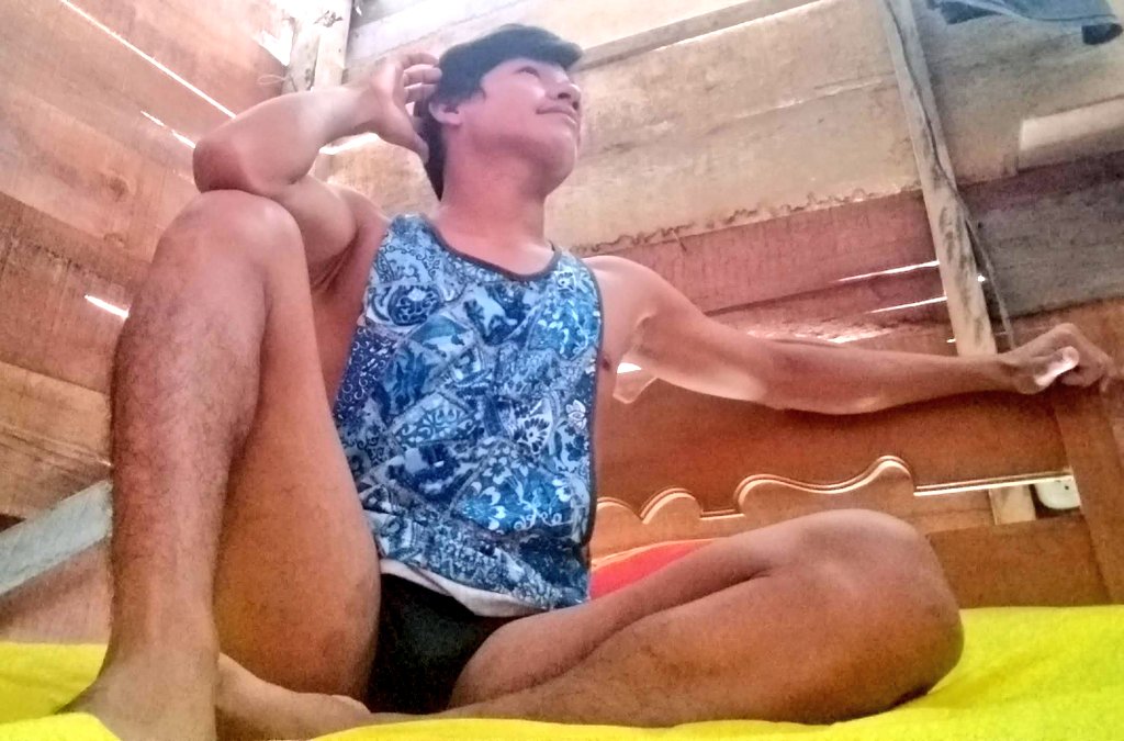 ArquimedesSopli's tweet photo. En mi hermosa habitación,todo fresco por el clima templado, mostrando mi lado fitness🤭.
#fitness #iquitos #peru #iquitoshot #peruhot
#twink
#misteruniverse
#fittwink https://t.co/2AbRbrc9C1