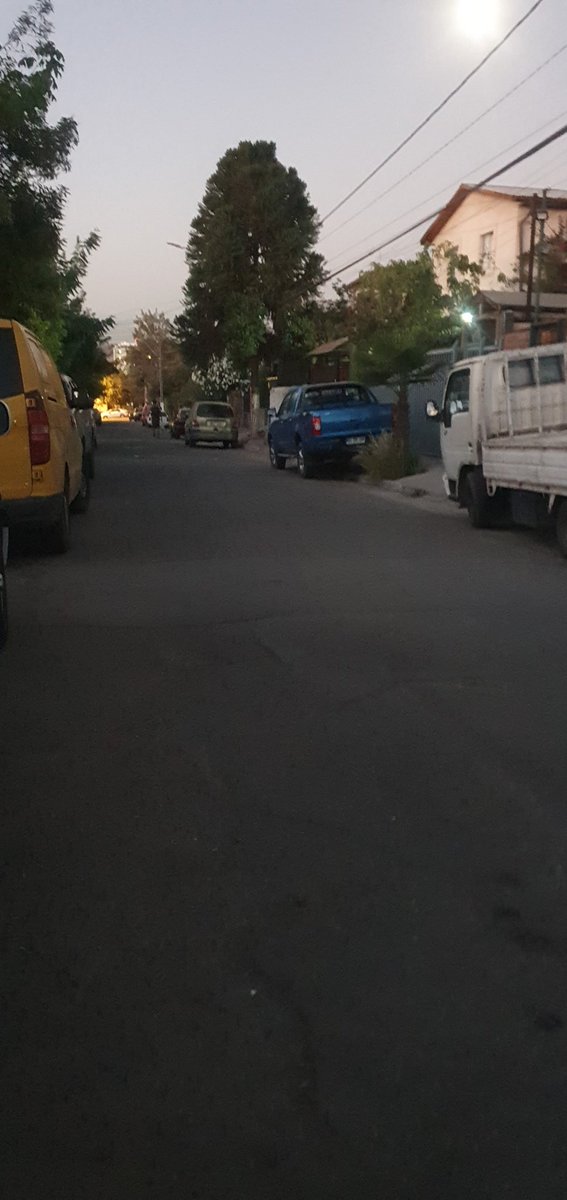 Kitty_Andrea's tweet photo. @Enel_Informa_CL Por las mañana ya les hable, ahora nuestra calle no tiene luz! 
Calle: LA CUMBRE, peñalolen! 
Nos ayudan? Es entre diagonal las torres y las vertientes!
Saludos! https://t.co/Fb7RUpWr3T