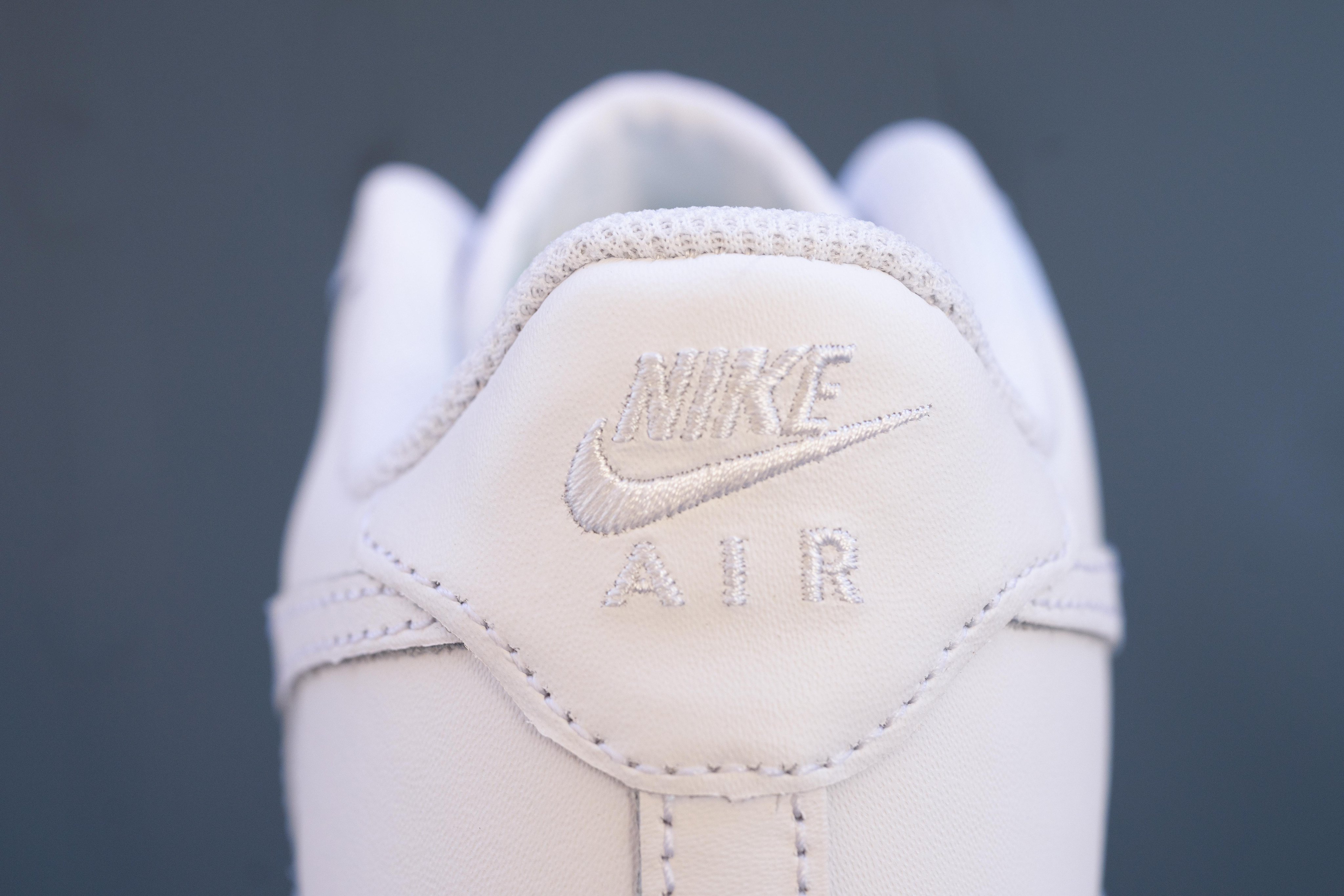 Af1s all white online