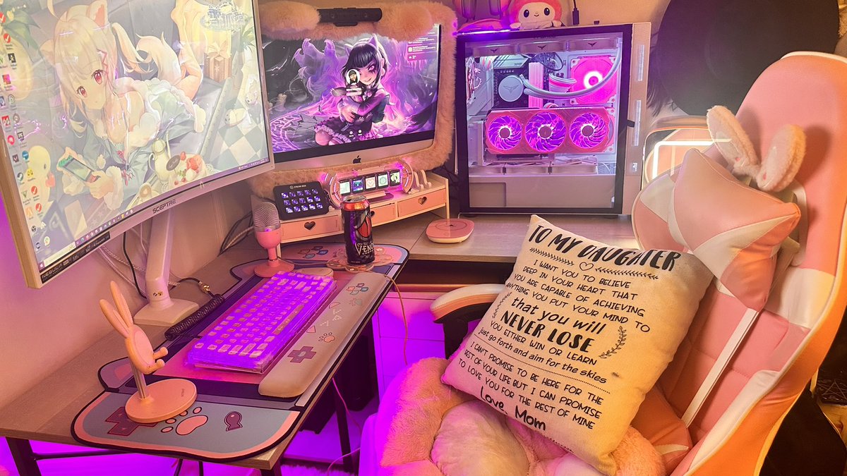 TiJahWrites's tweet photo. 🕊️🦄 MY GAMING DESK🕊️🦄
A New Update of what it looks like so far! 
🌸 Just Got A Times Gate! Pink Edition 
🌸 Elgato Stream Deck 
🌸 Razer Mini Microphone- Pink
🌸 Yunzi Keyboard X75/X75 Pro 

#pinkgamingchair #pinkgamingsetup #pinkaesthetic #pinkpcsetup #pinkpc #pinkpcbuild https://t.co/nq3Zn0ZQ31