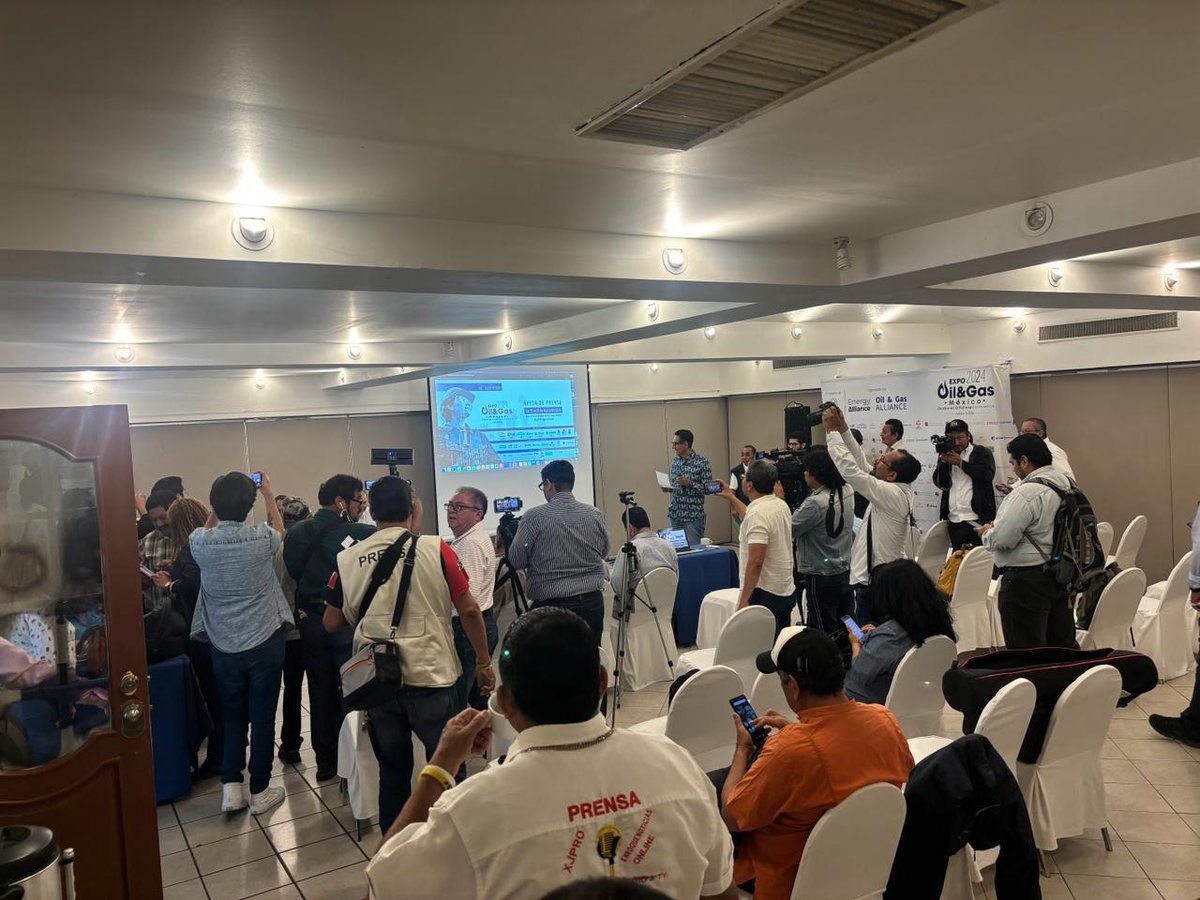 OCV_Tabasco's tweet image. Esta mañana en #RuedaDePrensa se presentaron los pormenores de la 4ta. edición de #ExpoOilAndGas que se realizará en la Nave 3 del #ParqueTabasco del 13 al 15 de marzo y contará con la presecia de participantes de 7 países.

@oilgasalliance @SEDEC_Tab @Turismo_Tabasco @AMHMT