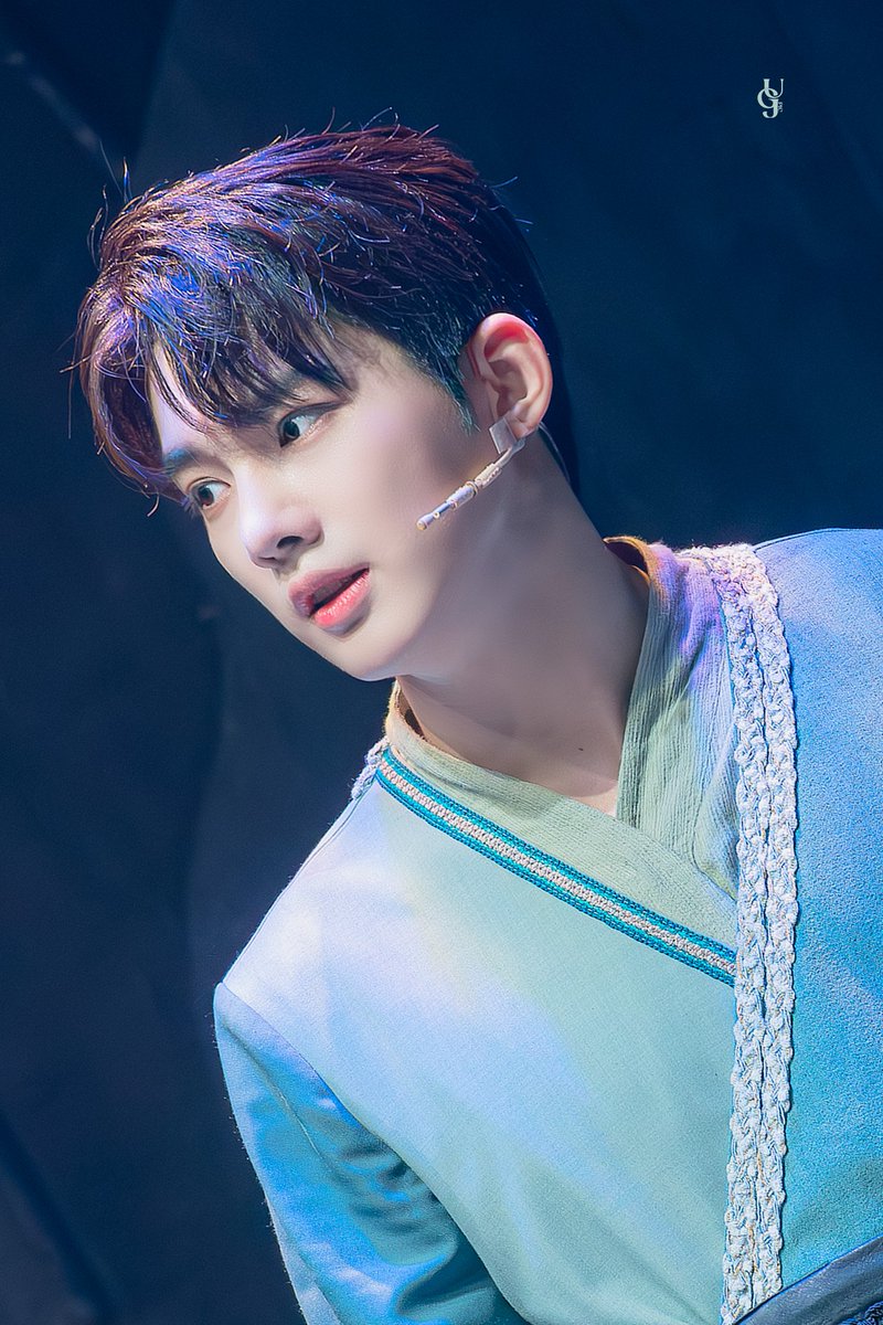 북극곰의 눈물✨️ tweet media