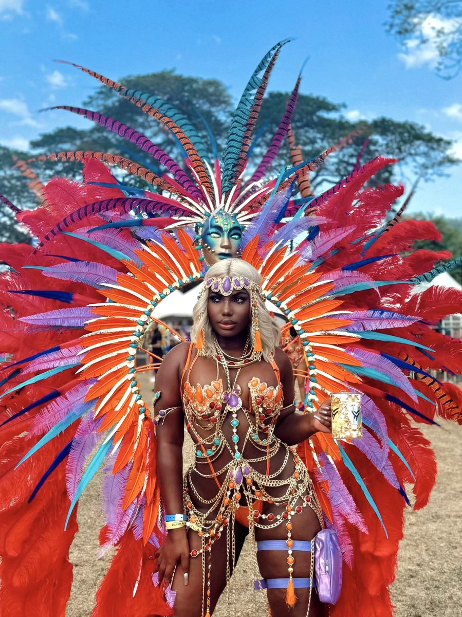 melaxgoddess's tweet image. Carnival Contract Signed &amp;amp; Sealed ✍🏾😝