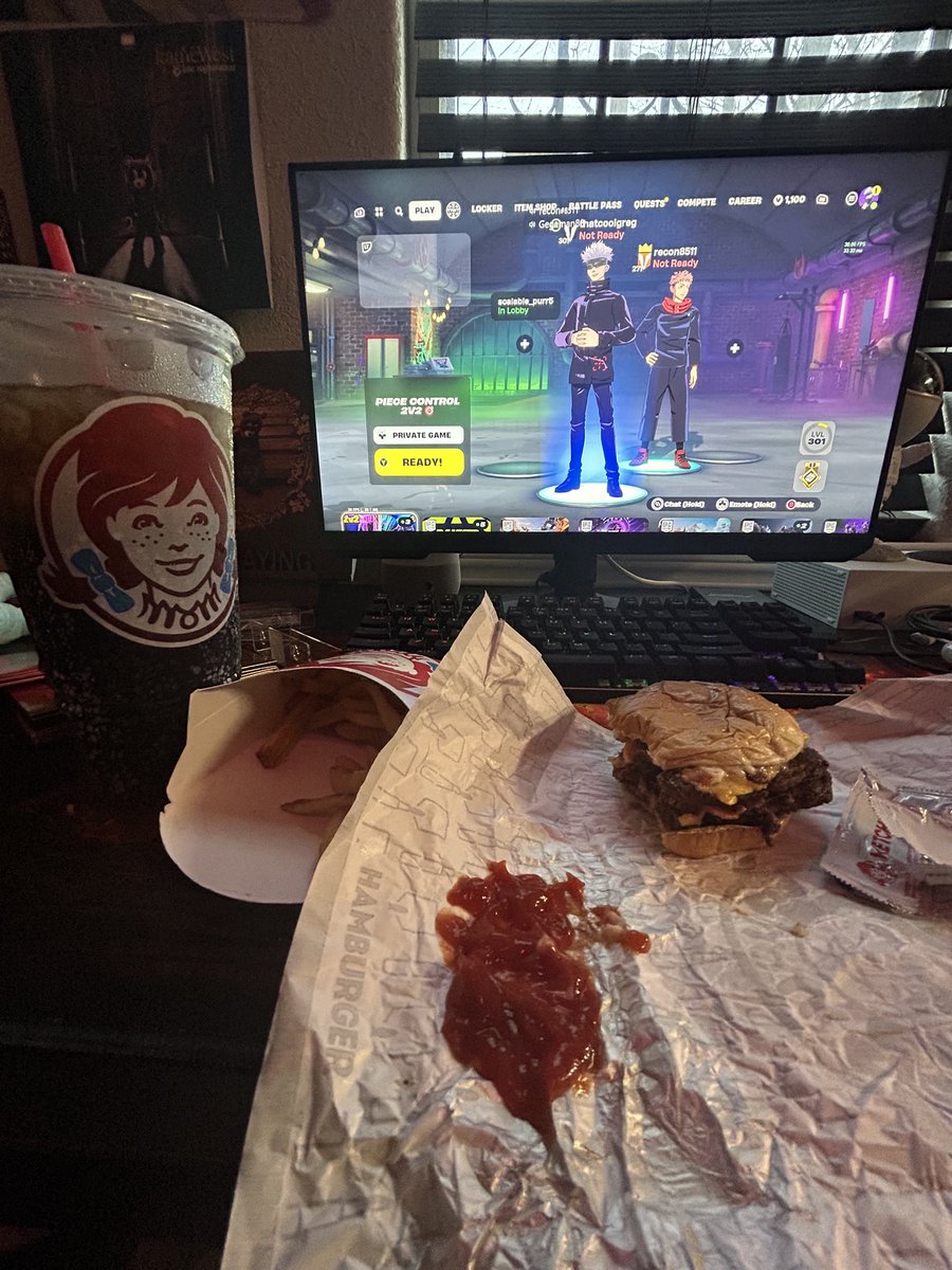 Floppalol's tweet photo. https://t.co/LZ6N1rXyBb