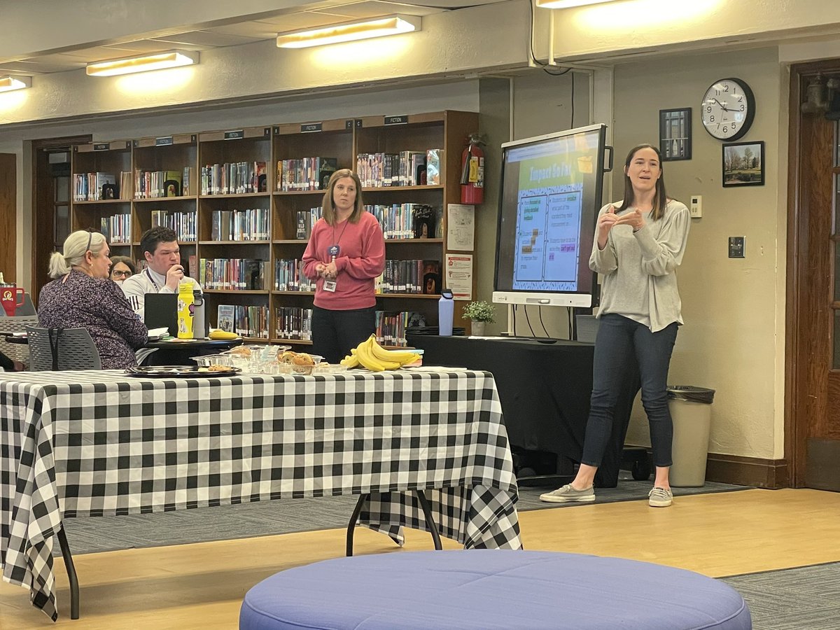 RaechelMinor's tweet photo. Laying the foundation for SBG. Excited for our @barretjcps staff to learn from some of their own. @AmyStrite, Ms. Meuter &amp; Neichter pushed our thinking and provided concrete steps to support our school wide commitment to equity and #excellencforall. @meglilly https://t.co/jP4CTsJpTu