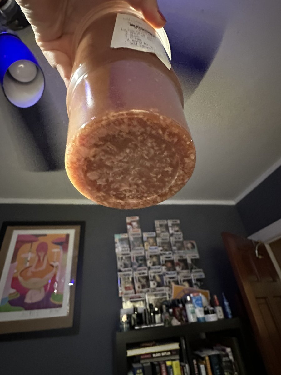 OhHeyCindi's tweet photo. Really @dunkindonuts this is how you do me??? Spoiled fucking milk!!!! https://t.co/9vbSSKUJPY
