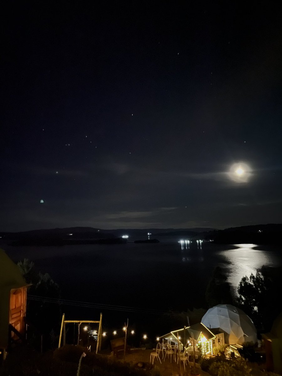 maoherrera7's tweet photo. @the_gpc_ #NightShot. #Moon. #Orion. #Sirius. #GloriousViews. https://t.co/Ud7WLkwgC4