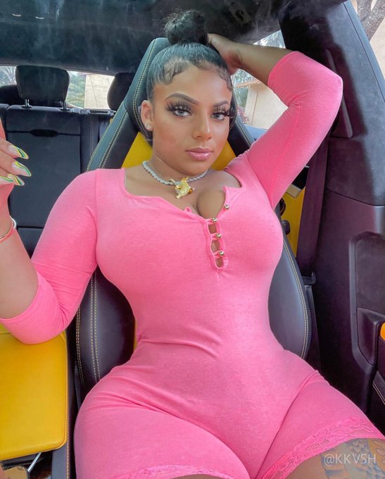 Where we driving to?😛 https://t.co/UFM1TTfZPv