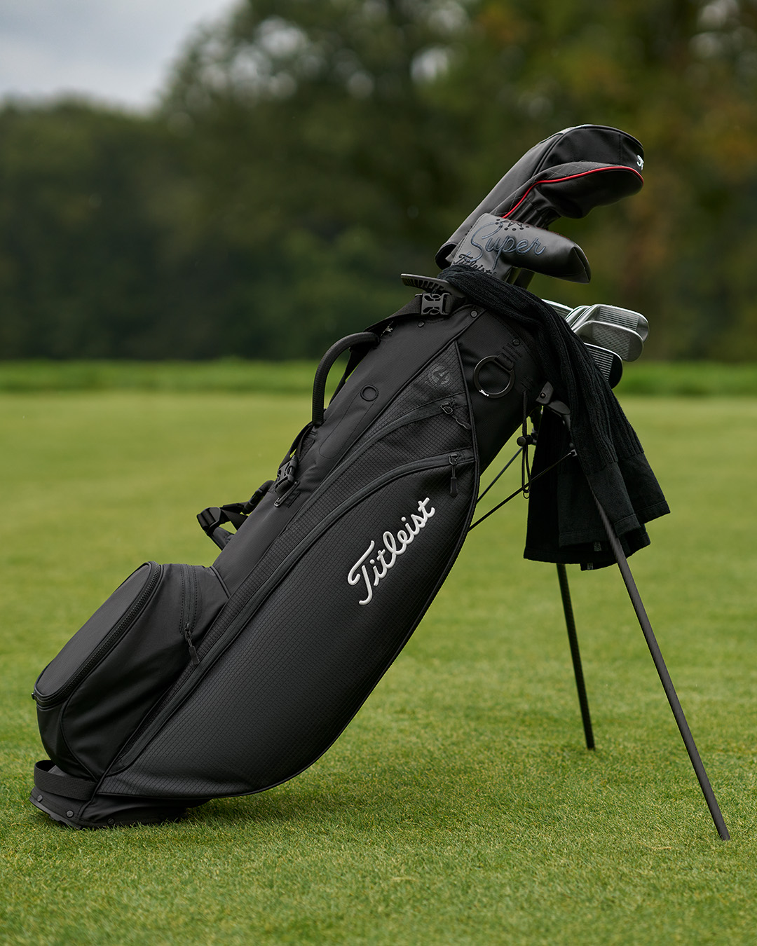 Titleist Onyx Players Golf Backpack - Special Collection Titleist Onyx Players Golf Backpack - Special Collection