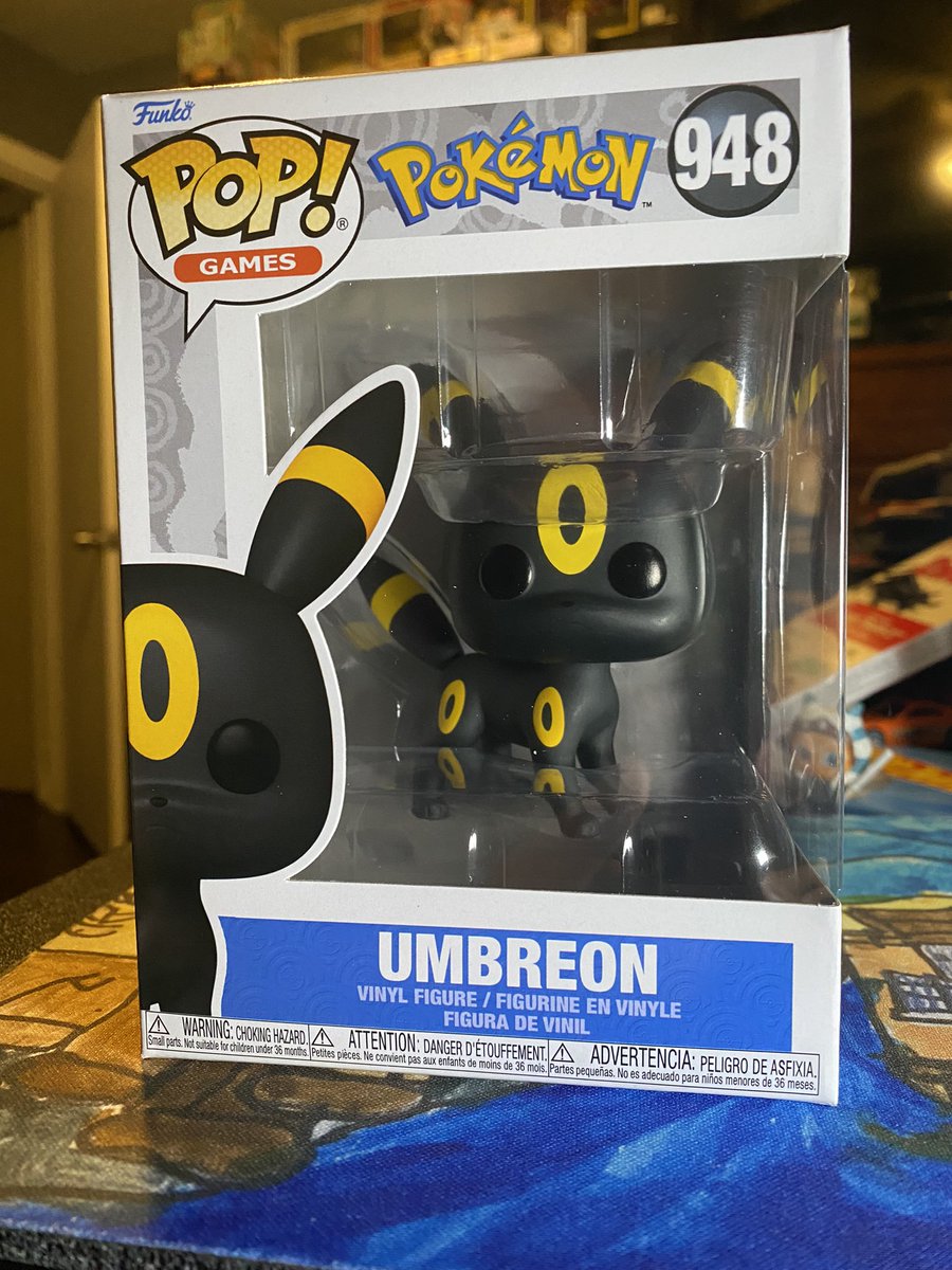 STTsupra's tweet photo. Umbreon has arrived. #funko #Funko #FunkoPop #funkopokemon #pokemon #pokemonumbreon #chalicecollectibles @DisTrackers @funkofinderz @FunkoPOPsNews https://t.co/ecAnY70rL9
