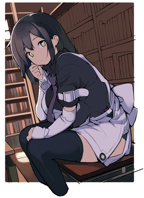 性ウト3巻 進捗5
塗り途中の性ウト3巻表紙と本文進捗
表1の背景かなりめんどい、しかも図書室は本がいっぱいちょっといやかなり後悔。
蛍に皮むきおなにーされそうになる可部瀬
真の包茎は痛くて剥けないって知っていましたか?
HP→https://t.co/BjS1Q2S5YT 