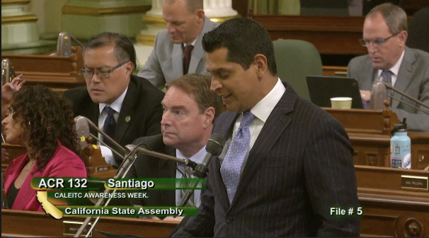 ProsperCal's tweet photo. Thank you, @MSantiagoAD54 for introducing a Resolution today to proclaim #CalEITCWeek! The CalEITC makes CA a more prosperous state for all by putting cash back into the hands of families who need it most.#CALeg: We urge you to protect &amp; strengthen the #CalEITC! https://t.co/vvTT6enbf5