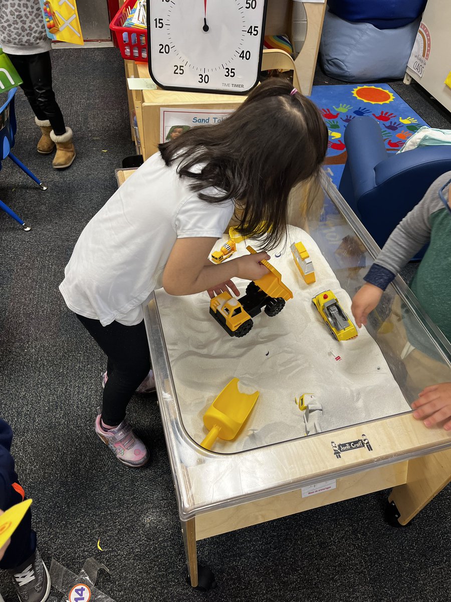 Graceyycredle's tweet photo. Children at work! They had a fun sensory experience at our sand table. What a great way to start our Building Study!
#OTES
#Learningisfun
#PreKrocks https://t.co/r25WMFhfNn