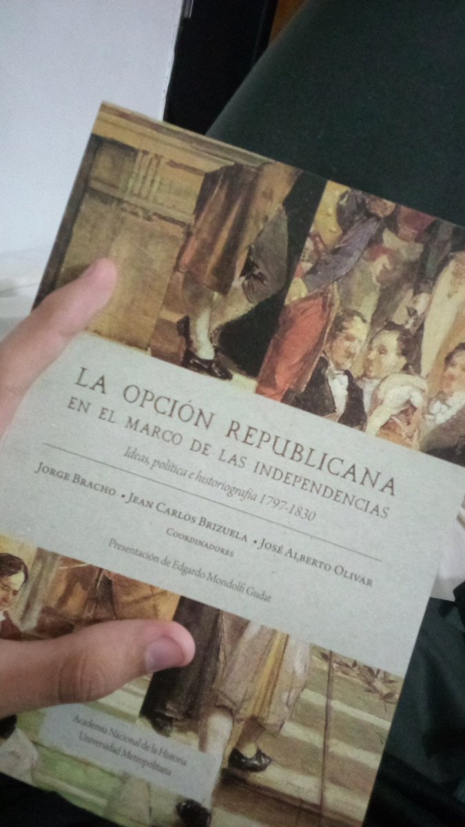 Lutor_LT's tweet photo. Que tal si empezamos a leer? 

Un libro hecho en nombre de: @Unimet @anhvenezuela

#QuéTienesEnLaMesitaDeNoche? https://t.co/Kx4zOdR0b8