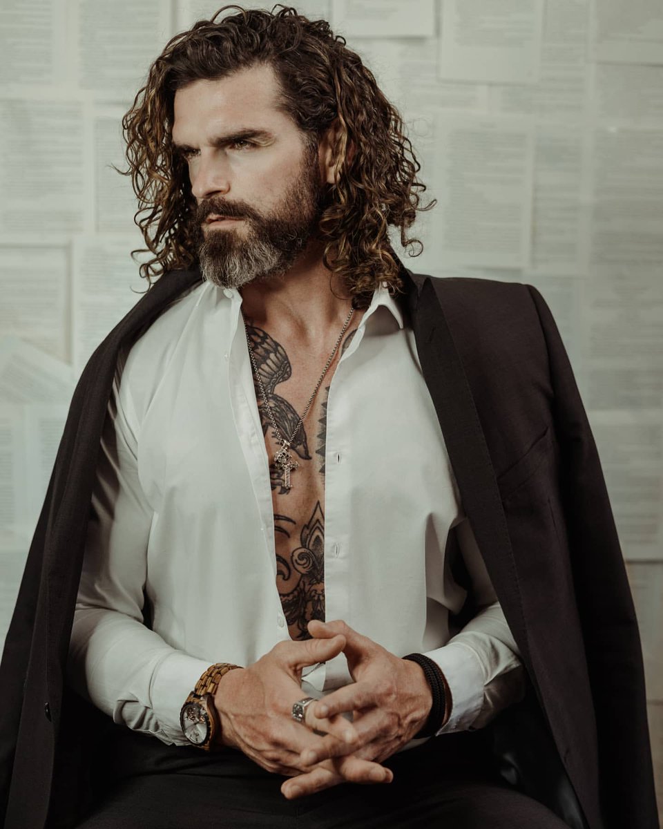Fenrir The Great Wolf 
Betrayed by Tyr    
Son of Loki   
Father to Many    
Protective   
 Angry  
 Open Ship   
#norseRP #GhostofHermes  

Not Stuart Reardon 

 #parodyaccount #rpaccount
