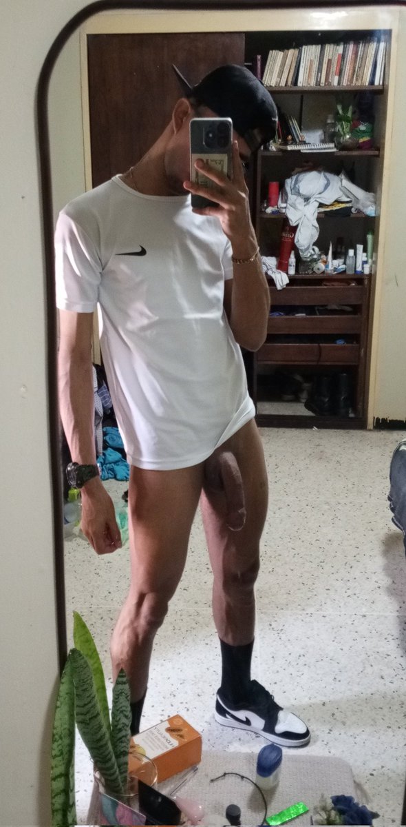 Gabriel02751338's tweet photo. Una con la verga dormida hehe 🥵 https://t.co/nuI7CbvCYO