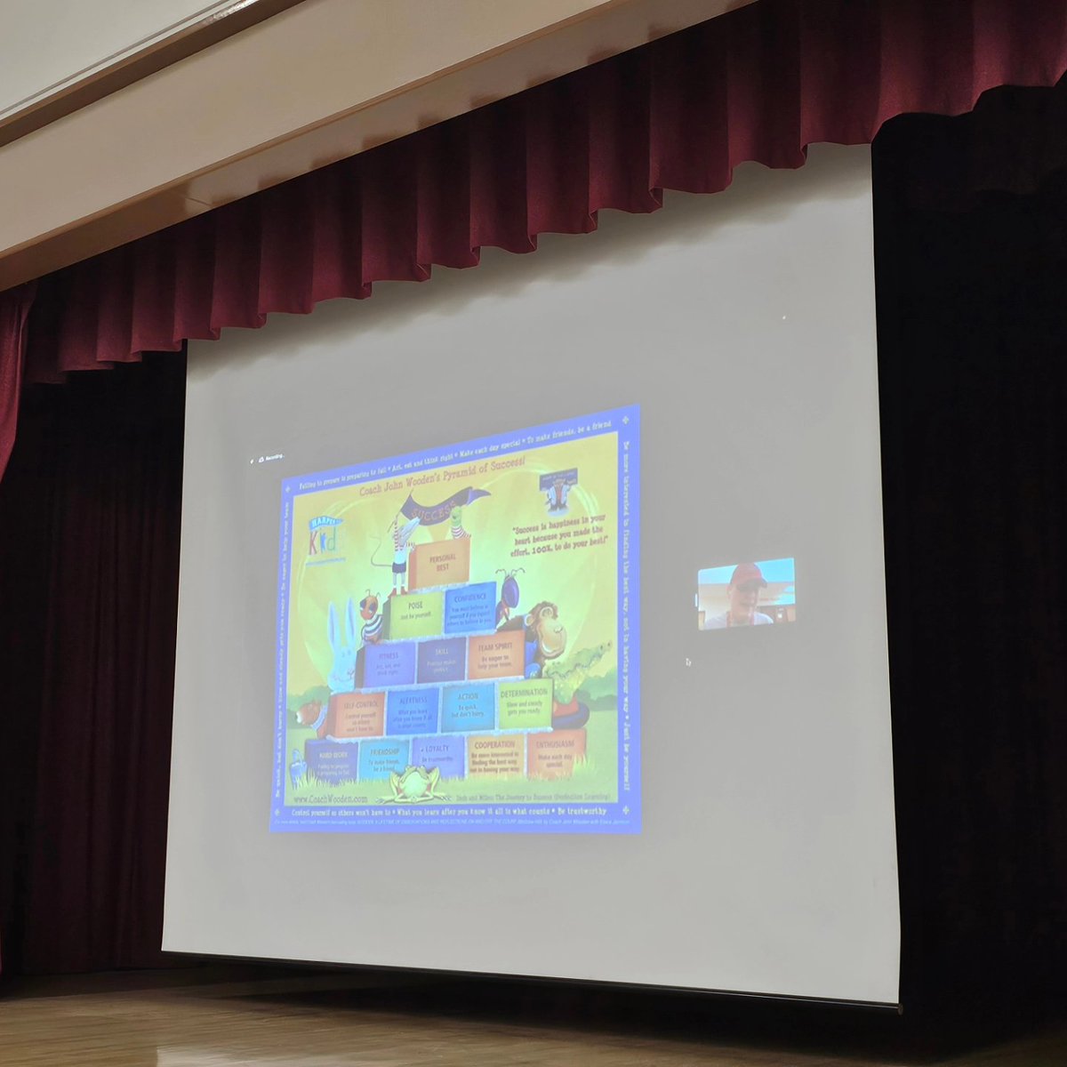 Let's take a look back at last Friday's @HarperforKids Virtual Assembly with @JacobIkaros a Technical & Horticultural Specialist at NASA's Kennedy Space Center-- part of the NASA team to grow a New Mexico chile in space. Thank you for a wonderful assembly!