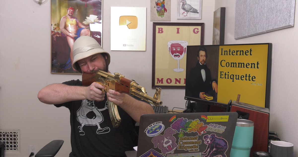 commentiquette's tweet image. Me when I&apos;m on twitter