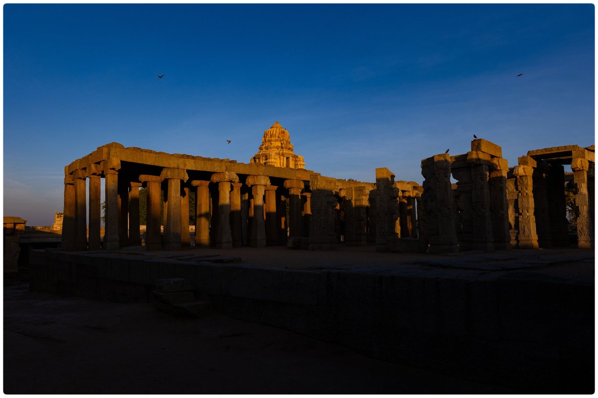 Lepakshi at Dawn
#TemplesofIndia #AndhraPradesh #Heritage