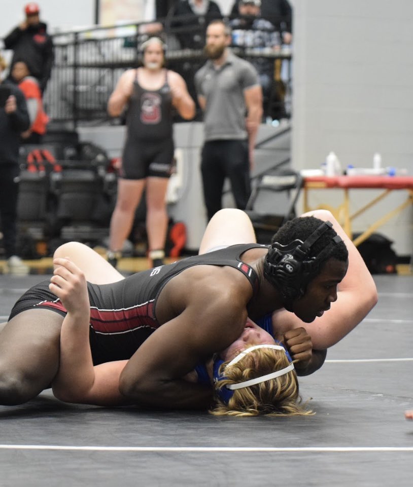 Excited for the return of these underclassmen next season which for all of them started today by helping w/ state prep. Amazing kids! #RISE <a href="/OmarHussein_69/">Omar Hussein</a> <a href="/Clay_W_Macy_7/">Clayton Macy</a>