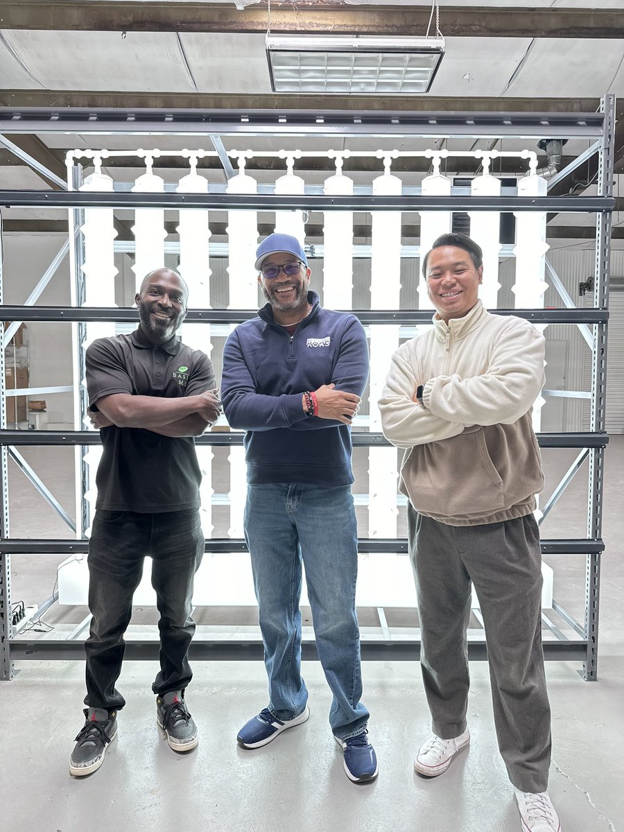 DocSTEM's tweet photo. We are all smiles with the possibilities ahead with a partnership with @ponixfarms and @basilme_co #Staytuned #apssteam https://t.co/rq3SuQjk4Z