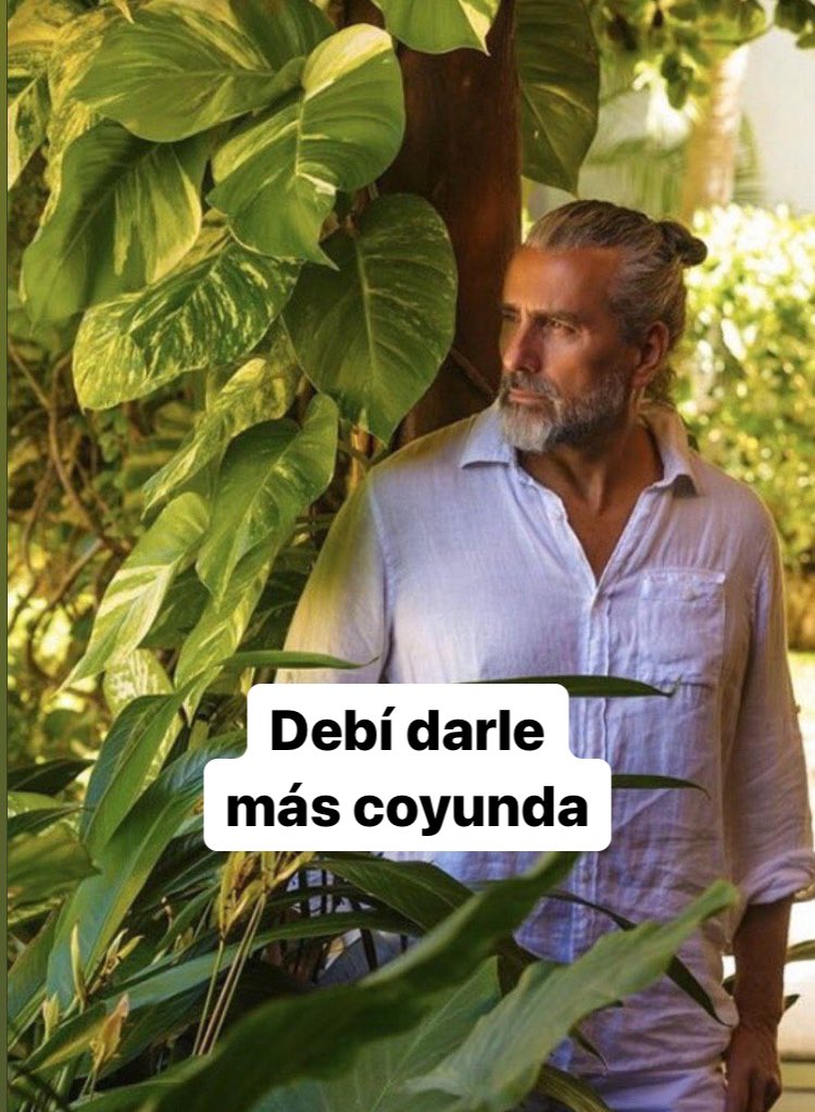 Barriosrro's tweet photo. *El tata de Chaves viendo hoy sus declaraciones en Coto Brus: https://t.co/FhBXkgCIui