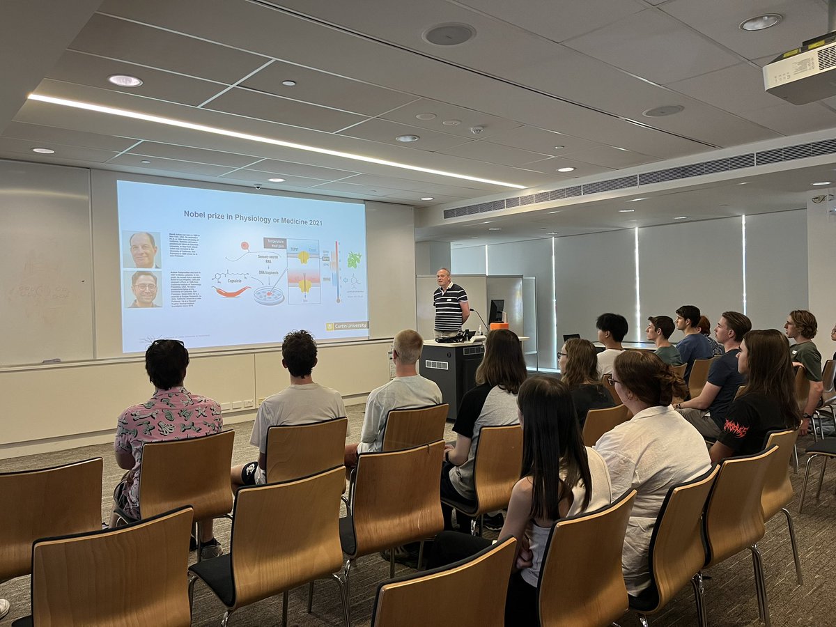 Alexandra Yeung (@alexandra_yeung) on Twitter photo It’s that time of year again… <a href="/alanpaynechem/">Alan Payne</a> welcoming a new group of chemistry and biochemistry majors at the <a href="/CurtinChem/">Curtin Chemistry</a> orientation session It’s that time of year again… <a href="/alanpaynechem/">Alan Payne</a> welcoming a new group of chemistry and biochemistry majors at the <a href="/CurtinChem/">Curtin Chemistry</a> orientation session