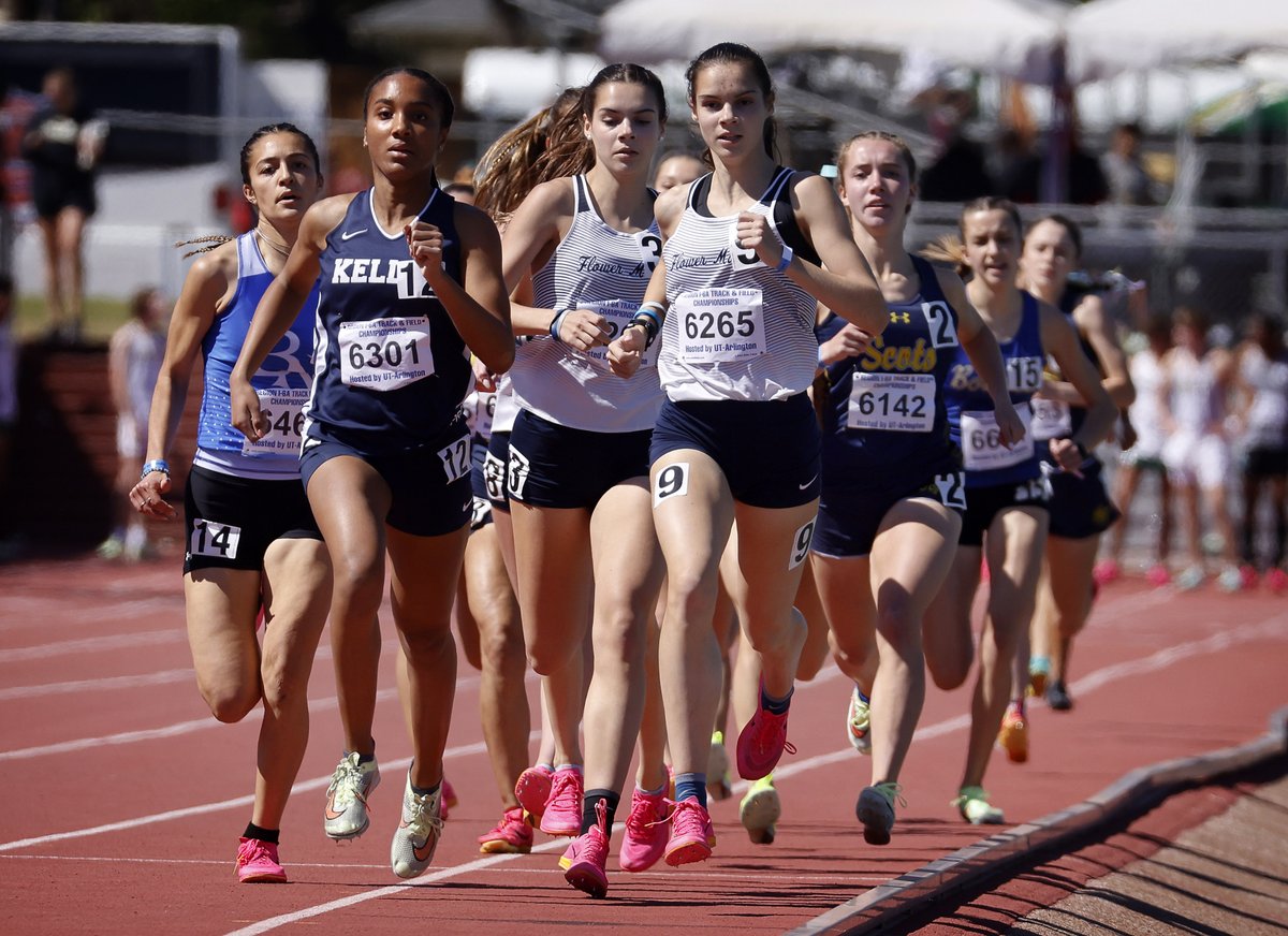 Dallas-area track and field leaders (2/20):  Girls 800 meters 🏅🎽

Alexandra Fox, Flower Mound, 2:15.34
Adeline Bennett, Flower Mound. 2:15.63
<a href="/emmaasantoro/">Emma Santoro</a>, Rockwall, 2:15.84

See the full leaderboard here 👇dallasnews.com/high-school-sp…