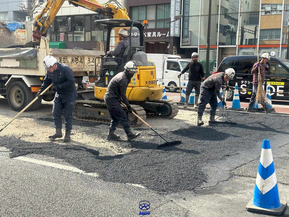 daisou2023's tweet photo. 今日は雨ですねー😢
お仕事の人は頑張りましょう🔥 https://t.co/cmWcYzhgrY