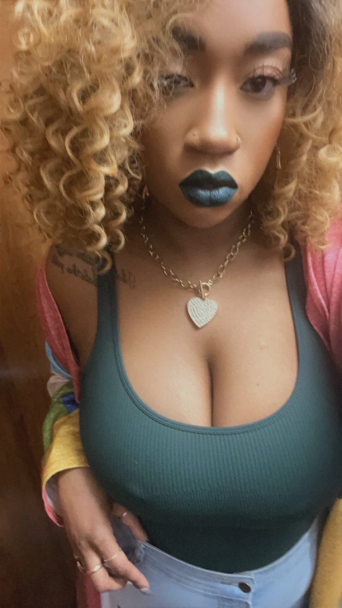 BeautMixte's tweet photo. Hear me out! Black Women are amazing!!!!! https://t.co/ASLopi1ggs
