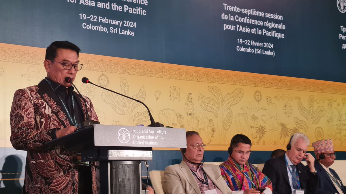 FAO Indonesia (@faoindonesia) on Twitter photo <a href="/FAO/">Food and Agriculture Organization</a> In his closing remarks at #APRC37, H.E. Dr. Moeldoko expresses 🇮🇩’s readiness to support a robust and strengthened partnership in the #HandInHand initiative. He looks forward to stronger and enhanced cooperation in the future. <a href="/FAO/">Food and Agriculture Organization</a> In his closing remarks at #APRC37, H.E. Dr. Moeldoko expresses 🇮🇩’s readiness to support a robust and strengthened partnership in the #HandInHand initiative. He looks forward to stronger and enhanced cooperation in the future.